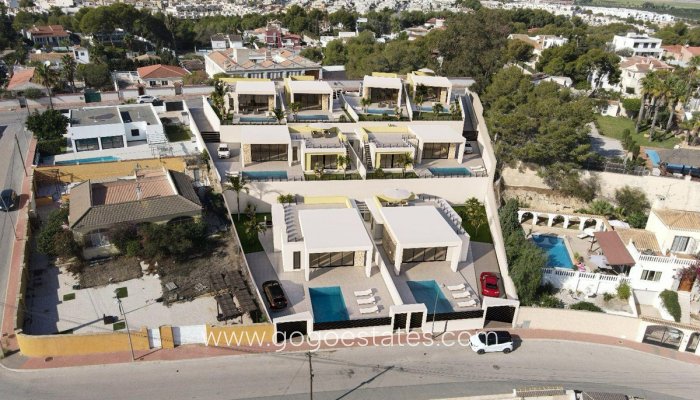 Te koop - Huis - Vrijstaande Villa - Torrevieja - Torrevieja Centro