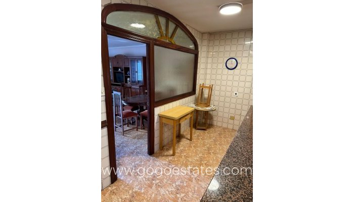 Te koop - Appartement - Appartement op de middelste verdieping - Torrevieja - Torrevieja Centro