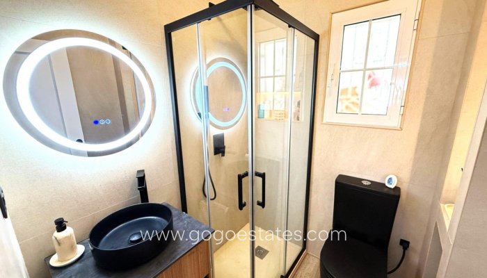 Te koop - Huis - Halfvrijstaande woning - Orihuela - Villamartin