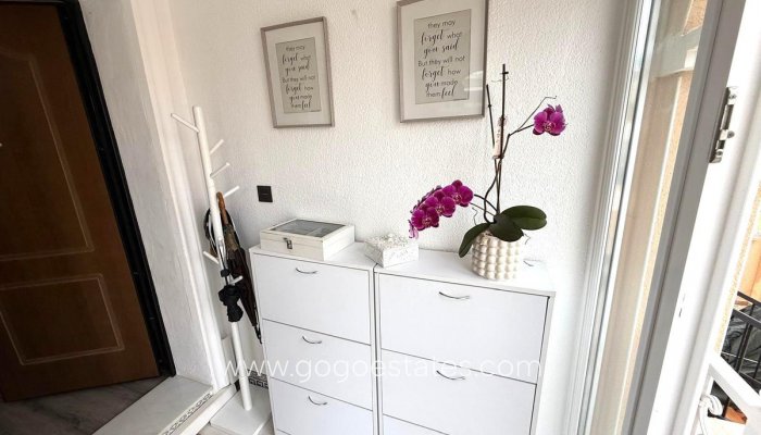 Te koop - Huis - Halfvrijstaande woning - Orihuela - Villamartin