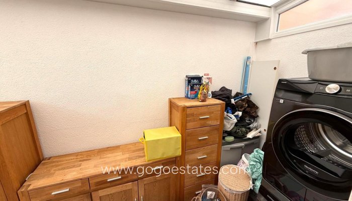 Te koop - Huis - Halfvrijstaande woning - Orihuela - Villamartin