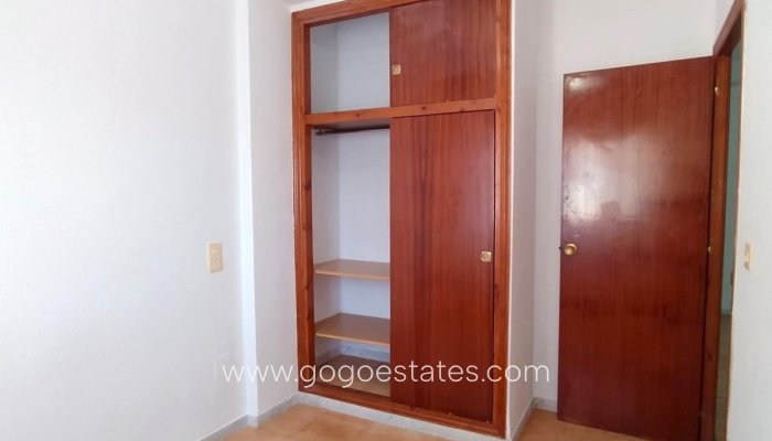 Te koop - Appartement - Appartement op de middelste verdieping - Torrevieja - Torrevieja Centro