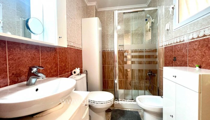 Revente - Appartement - Appartement au rez-de-chaussée - Torrevieja - Aguas Nuevas