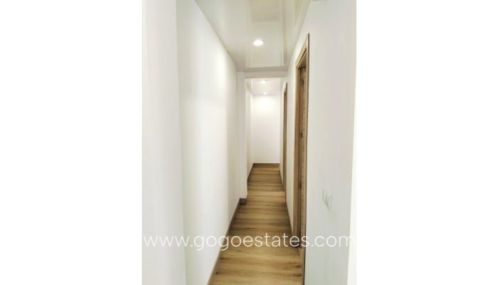 Te koop - Appartement - Appartement op de middelste verdieping - Alicante - Alicante Centro