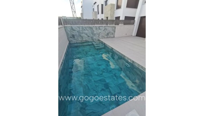 Te koop - Huis - Vrijstaande Villa - Los Montesinos - Los Montesinos Centro