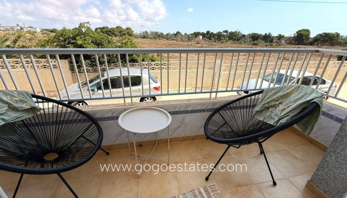 Te koop - Appartement - Appartement op de middelste verdieping - Orihuela - Punta Prima