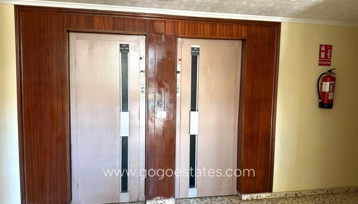 Te koop - Appartement - Appartement op de middelste verdieping - Orihuela - Punta Prima