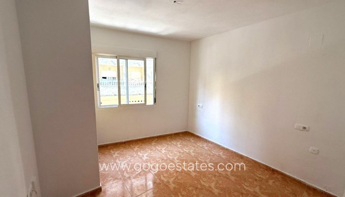 Te koop - Appartement - Appartement op de middelste verdieping - Torrevieja - Playa del Cura