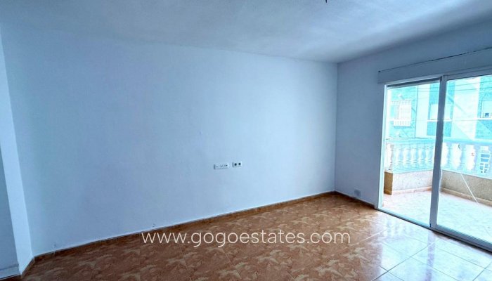 Te koop - Appartement - Appartement op de middelste verdieping - Torrevieja - Playa del Cura