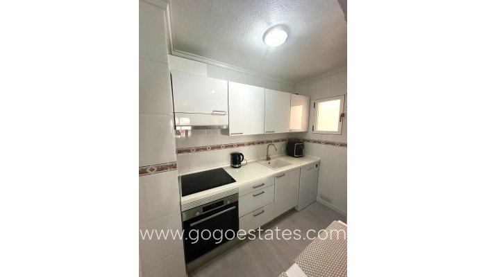 Te koop - Appartement - Appartement op de middelste verdieping - Torrevieja - Torrevieja Centro