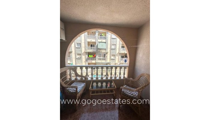 Te koop - Appartement - Appartement op de middelste verdieping - Torrevieja - Torrevieja Centro