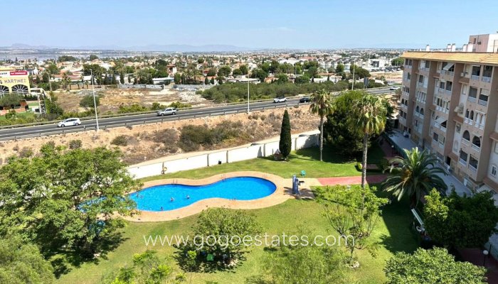 Te koop - Appartement - Appartement op de middelste verdieping - Torrevieja - Torrevieja Centro