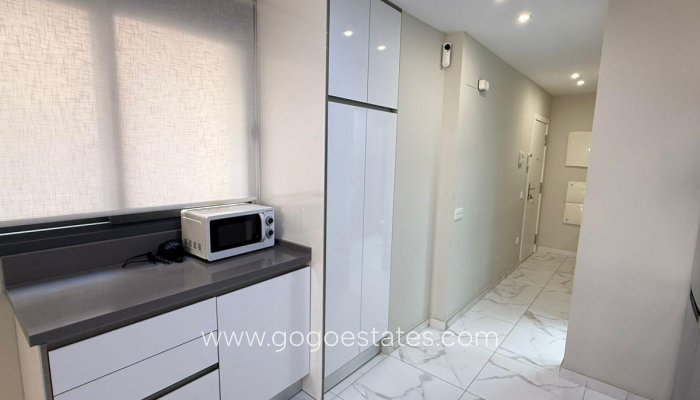 Te koop - Appartement - Appartement op de middelste verdieping - Torrevieja - La Mata