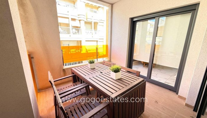 Te koop - Appartement - Appartement op de middelste verdieping - Torrevieja - La Mata
