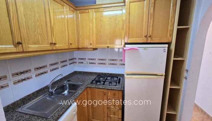 Te koop - Appartement - Studio op de middelste verdieping - Torrevieja - Playa del Cura