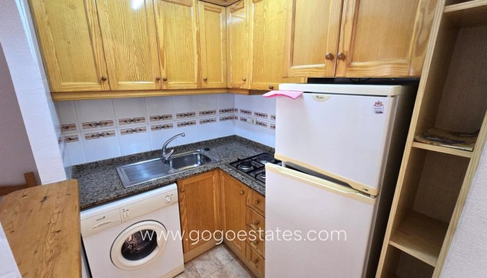 Te koop - Appartement - Studio op de middelste verdieping - Torrevieja - Playa del Cura