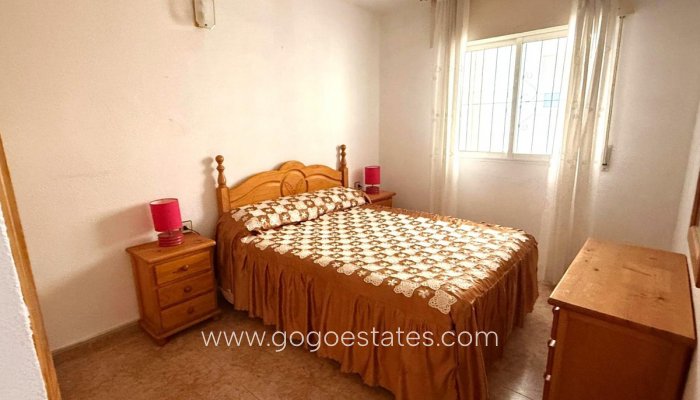 Te koop - Appartement - Appartement op de middelste verdieping - Torrevieja - Playa del Cura