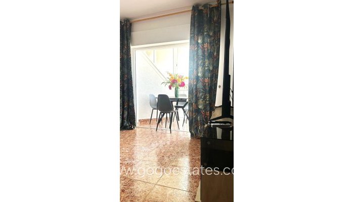 Te koop - Appartement - Appartement op de middelste verdieping - Torrevieja - Torrevieja Centro