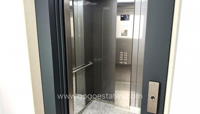 Te koop - Appartement - Appartement op de middelste verdieping - Alicante - Parque de las Naciones