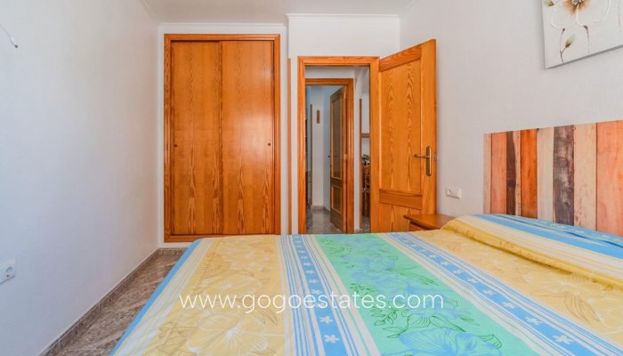 Te koop - Appartement - Appartement op de middelste verdieping - Torrevieja - Playa del Cura