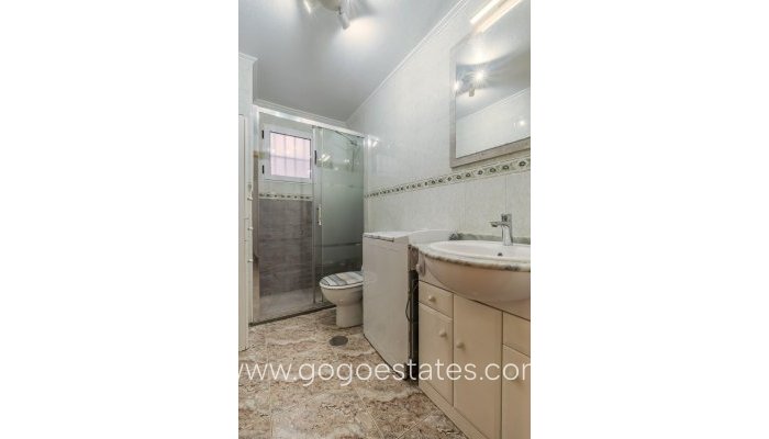 Te koop - Appartement - Appartement op de middelste verdieping - Torrevieja - Playa del Cura