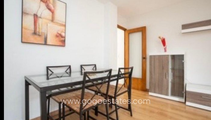 Te koop - Appartement - Appartement op de middelste verdieping - Torrevieja - Torrevieja Centro