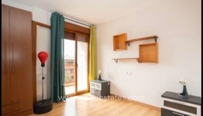 Te koop - Appartement - Appartement op de middelste verdieping - Torrevieja - Torrevieja Centro