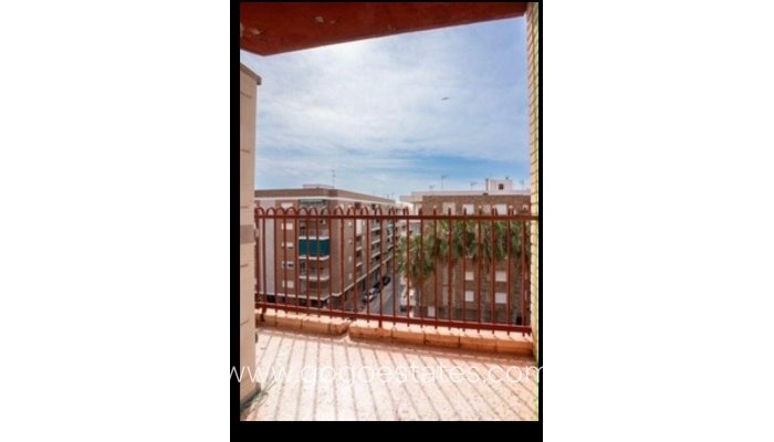 Te koop - Appartement - Appartement op de middelste verdieping - Torrevieja - Torrevieja Centro
