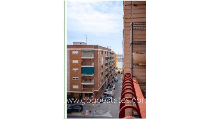 Te koop - Appartement - Appartement op de middelste verdieping - Torrevieja - Torrevieja Centro