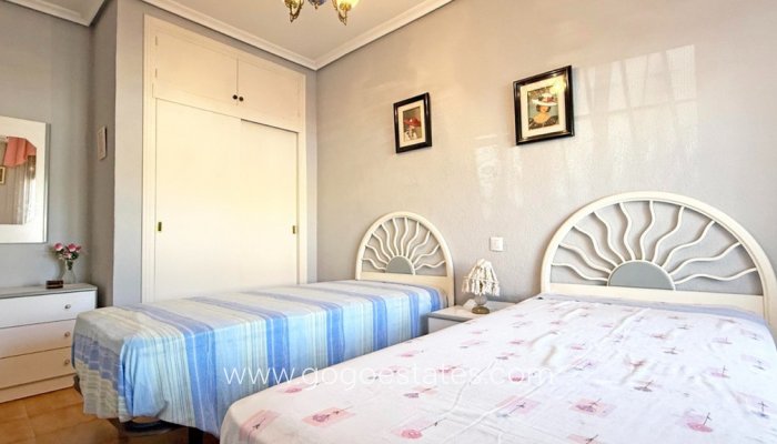 Te koop - Huis - Vrijstaande Villa - Torrevieja - Torrevieja Centro