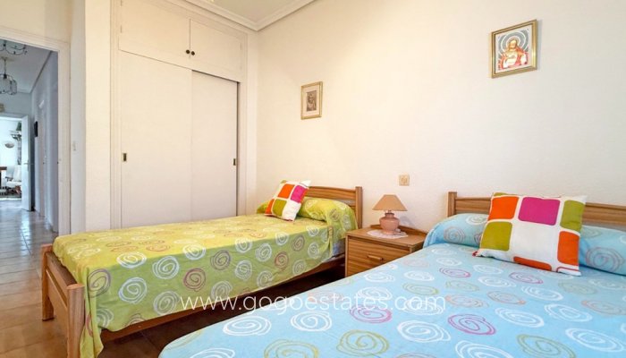 Te koop - Huis - Vrijstaande Villa - Torrevieja - Torrevieja Centro