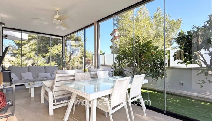 Te koop - Huis - Vrijstaande Villa - Orihuela - Villamartin