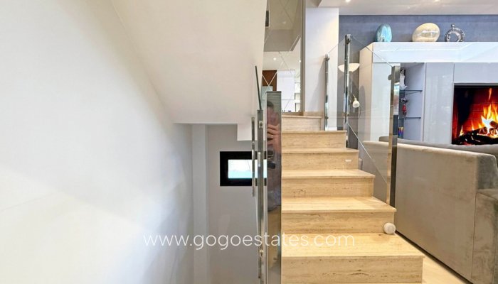 Te koop - Huis - Vrijstaande Villa - Orihuela - Villamartin