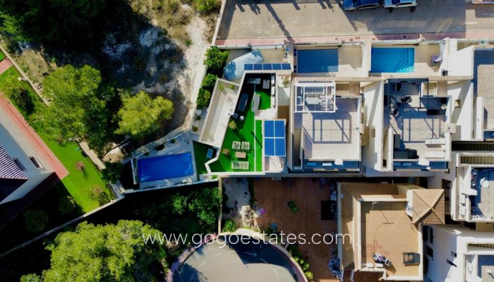 Te koop - Huis - Vrijstaande Villa - Orihuela - Villamartin