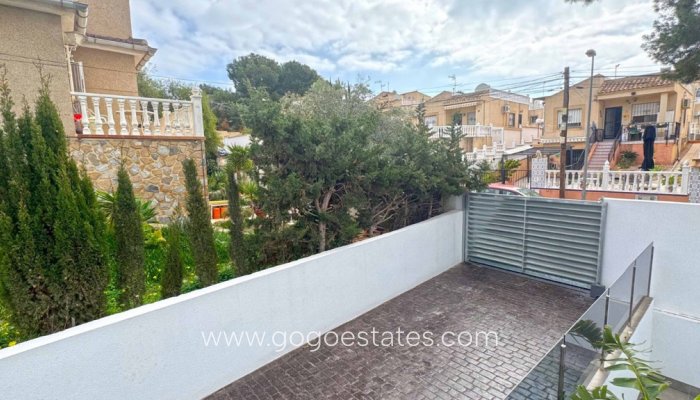 Te koop - Huis - Vrijstaande Villa - Torrevieja - Torrevieja Centro