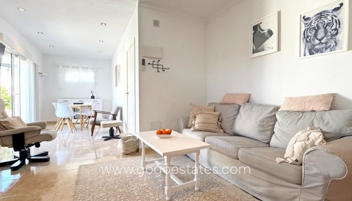 Te koop - Huis - Bungalow - Torrevieja - Torrevieja Centro