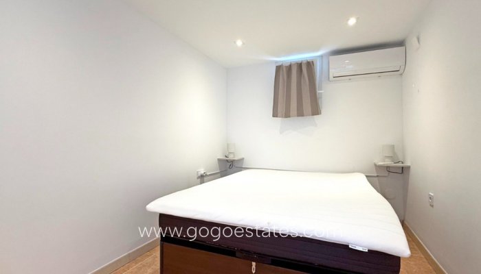 Te koop - Huis - Bungalow - Torrevieja - Torrevieja Centro