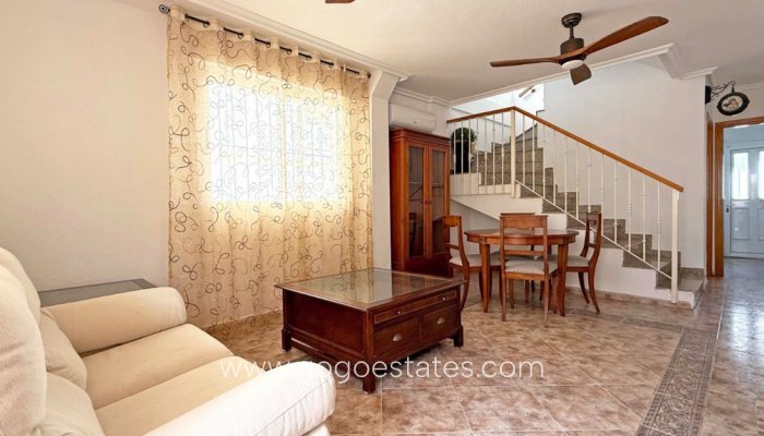 Te koop - Huis - Halfvrijstaande woning - Orihuela - Los Altos