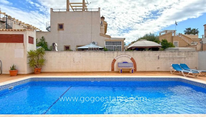 Te koop - Huis - Halfvrijstaande woning - Orihuela - Los Altos