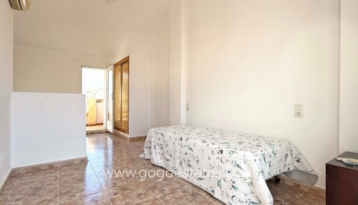 Te koop - Huis - Halfvrijstaande woning - Orihuela - Los Altos