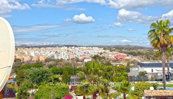 Te koop - Huis - Halfvrijstaande woning - Orihuela - Los Altos