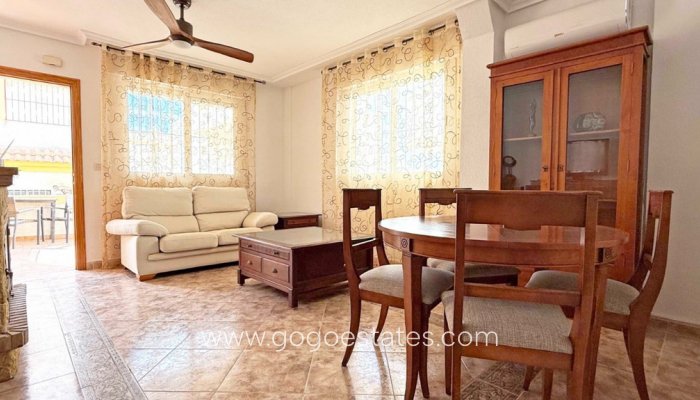 Te koop - Huis - Halfvrijstaande woning - Orihuela - Los Altos