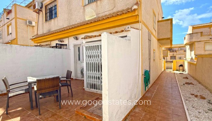 Te koop - Huis - Halfvrijstaande woning - Orihuela - Los Altos