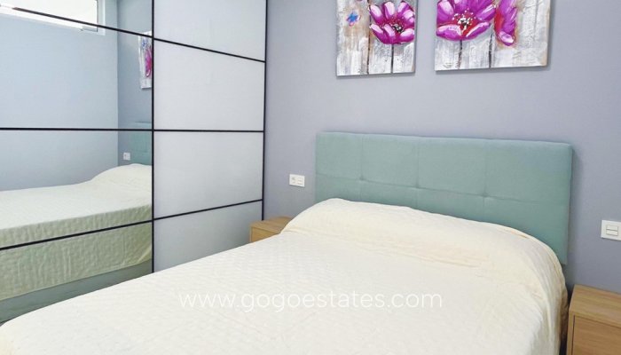 Te koop - Appartement - Appartement op de middelste verdieping - Torrevieja - Playa del Cura