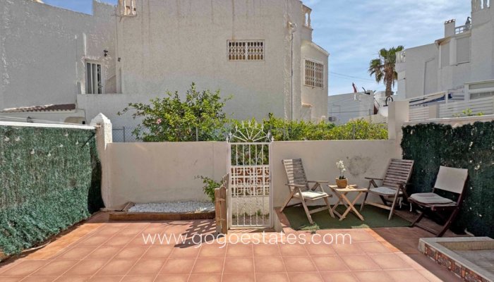 Te koop - Huis - Bungalow - Torrevieja - Torrevieja Centro
