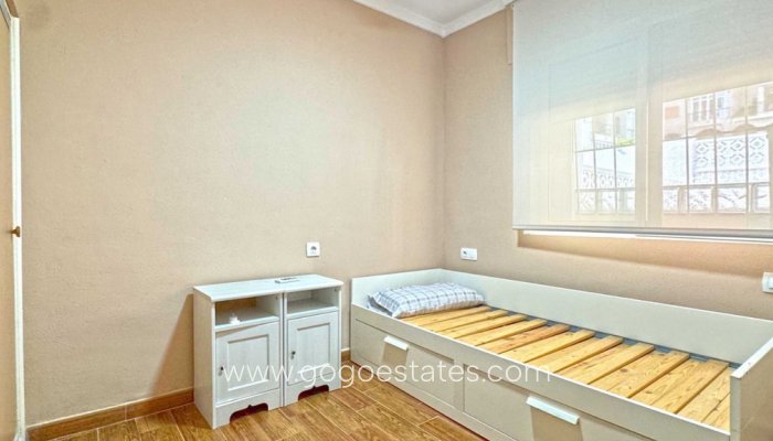 Te koop - Huis - Bungalow - Torrevieja - Torrevieja Centro