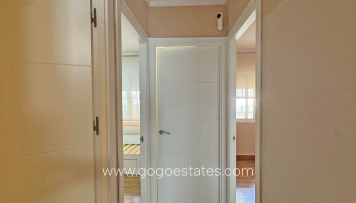 Te koop - Huis - Bungalow - Torrevieja - Torrevieja Centro