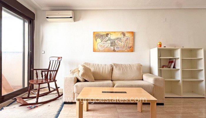 Te koop - Appartement - Appartement op de middelste verdieping - Torrevieja - Torrevieja Centro