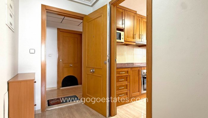 Te koop - Appartement - Appartement op de middelste verdieping - Torrevieja - Torrevieja Centro