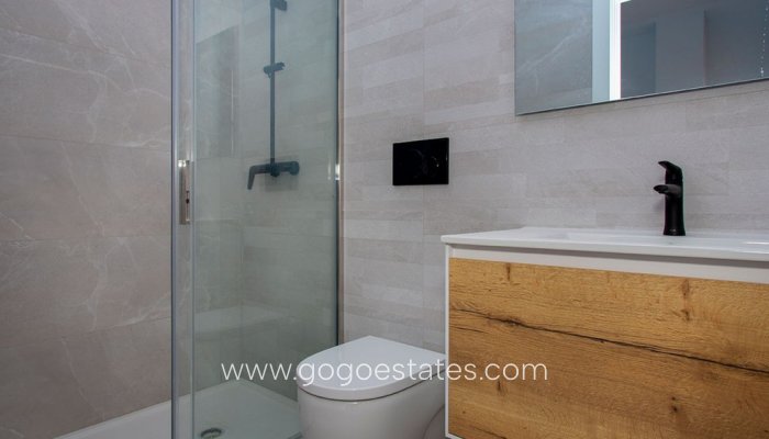 Te koop - Appartement - Appartement op de middelste verdieping - Torrevieja - Playa del Cura